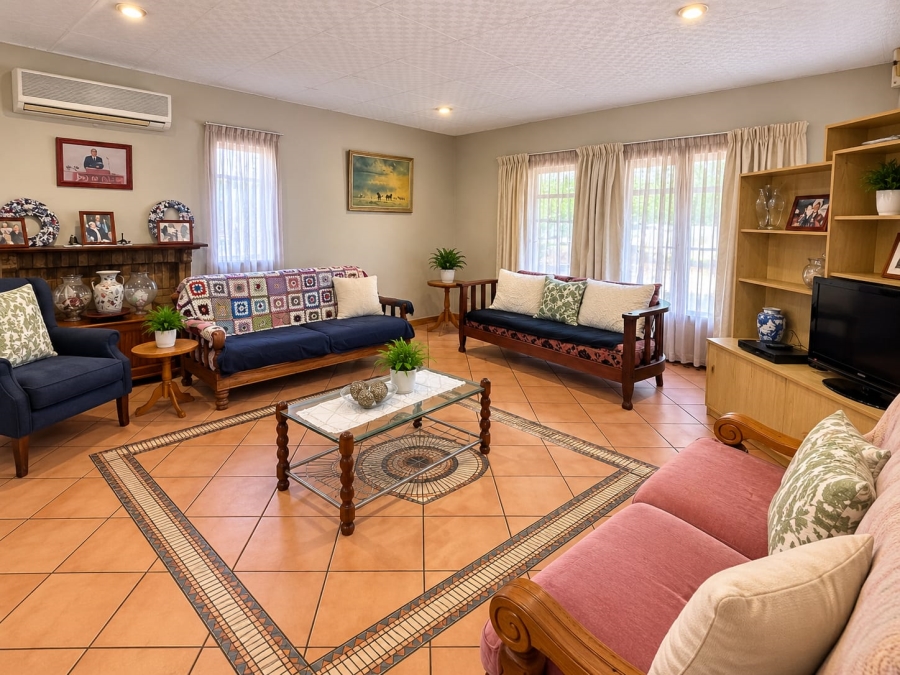 4 Bedroom Property for Sale in Park West Free State